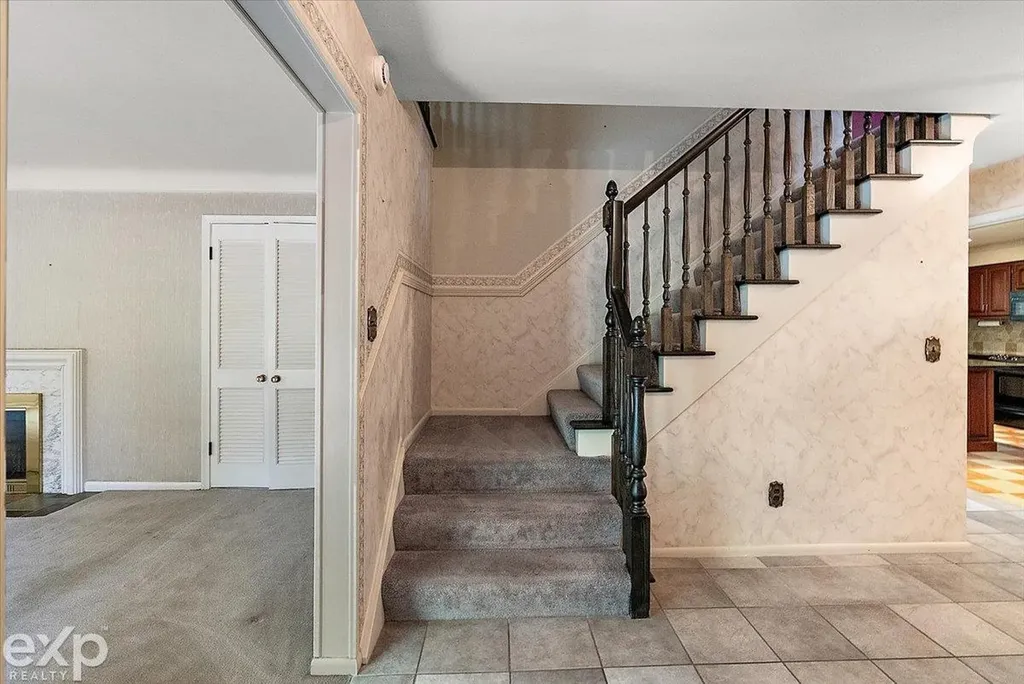 100 Moran Road Grosse Pointe Farms City MI 48236