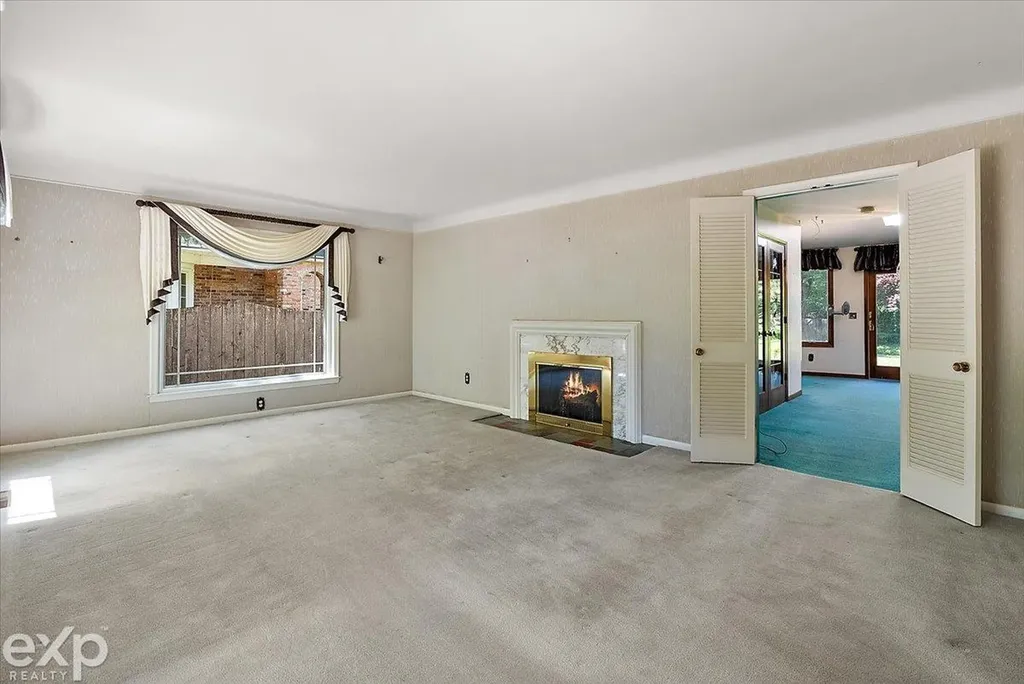 100 Moran Road Grosse Pointe Farms City MI 48236