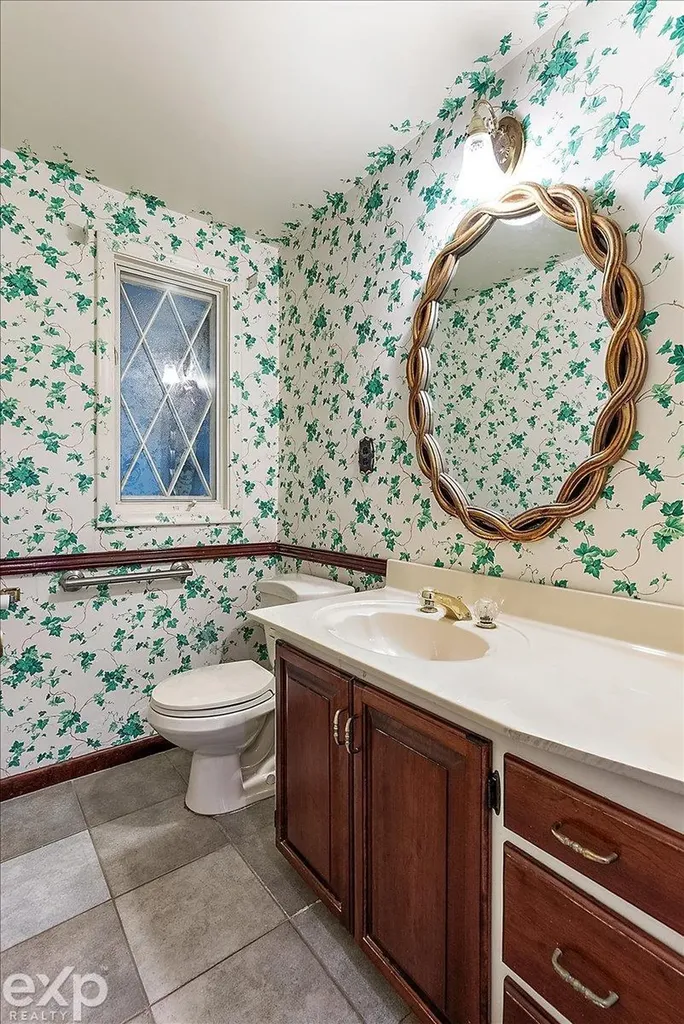 100 Moran Road Grosse Pointe Farms City MI 48236