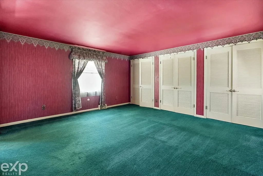 100 Moran Road Grosse Pointe Farms City MI 48236