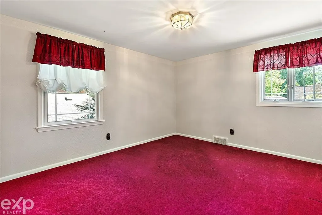 100 Moran Road Grosse Pointe Farms City MI 48236