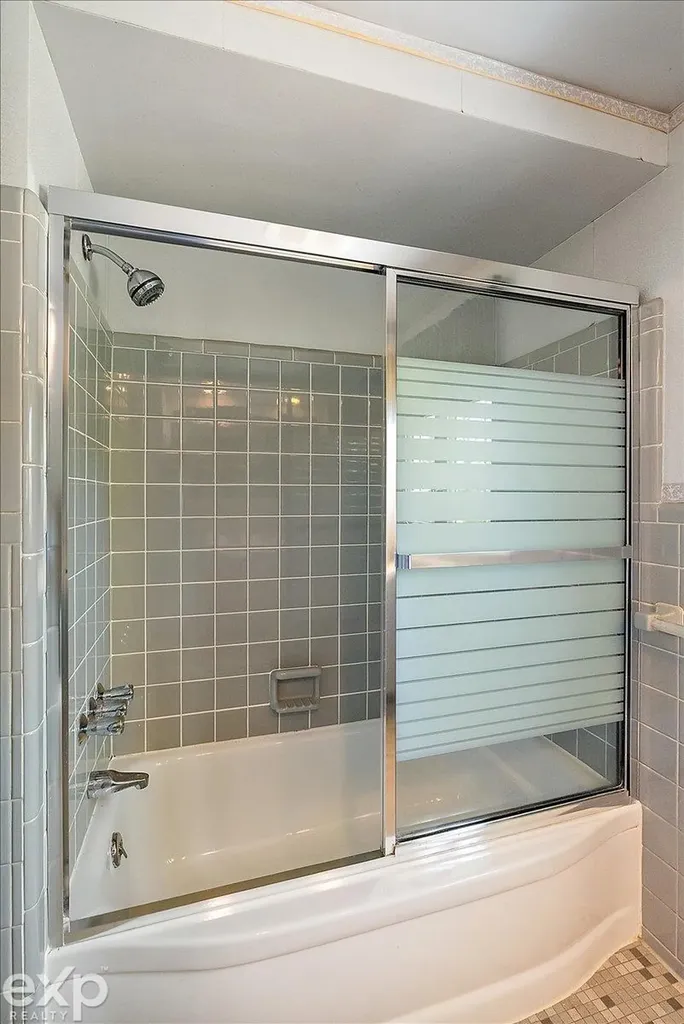 100 Moran Road Grosse Pointe Farms City MI 48236