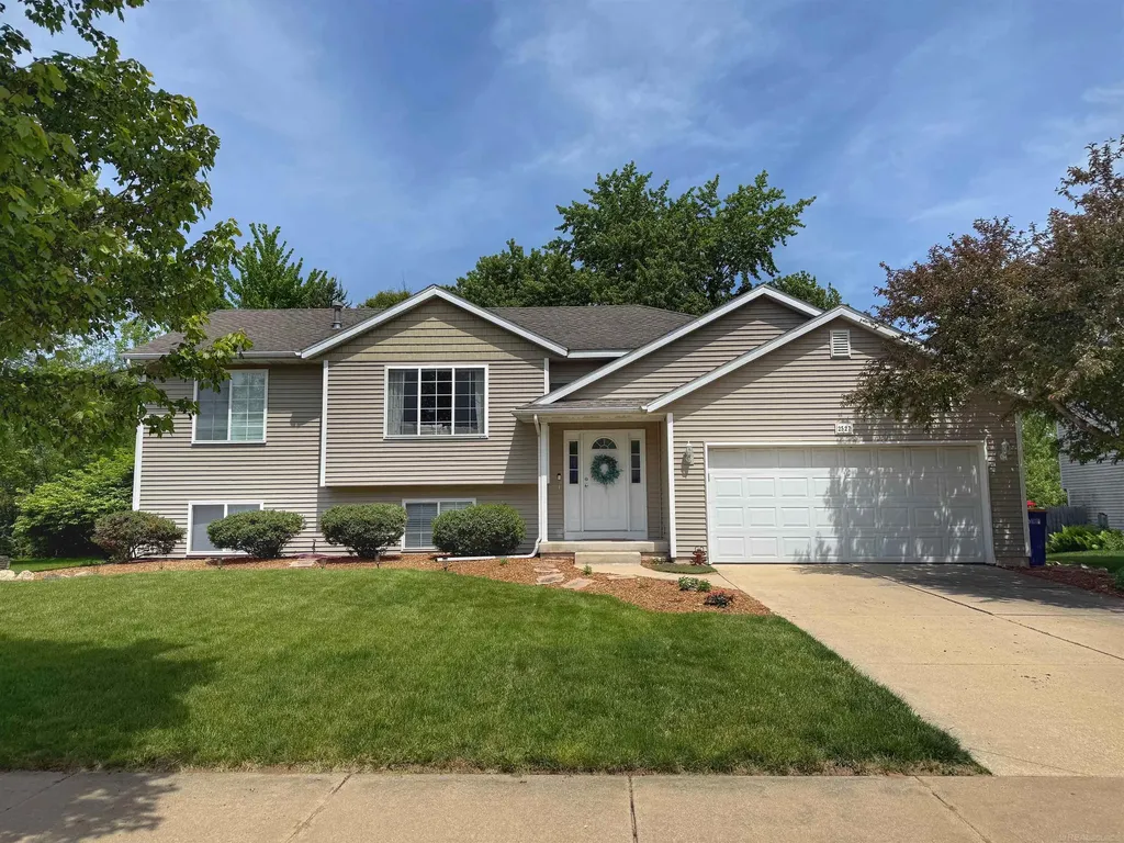 2527 Orchard View Drive Grand Rapids City MI 49505