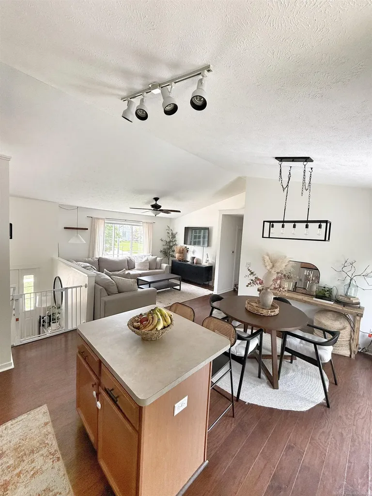 2527 Orchard View Drive Grand Rapids City MI 49505