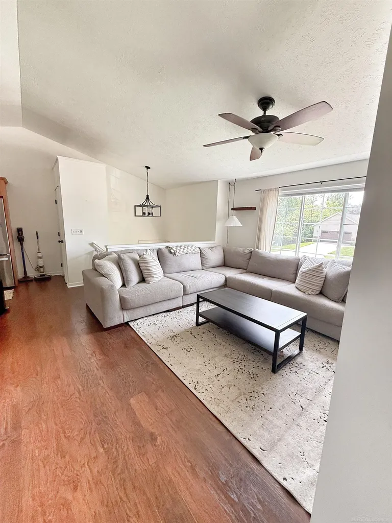 2527 Orchard View Drive Grand Rapids City MI 49505