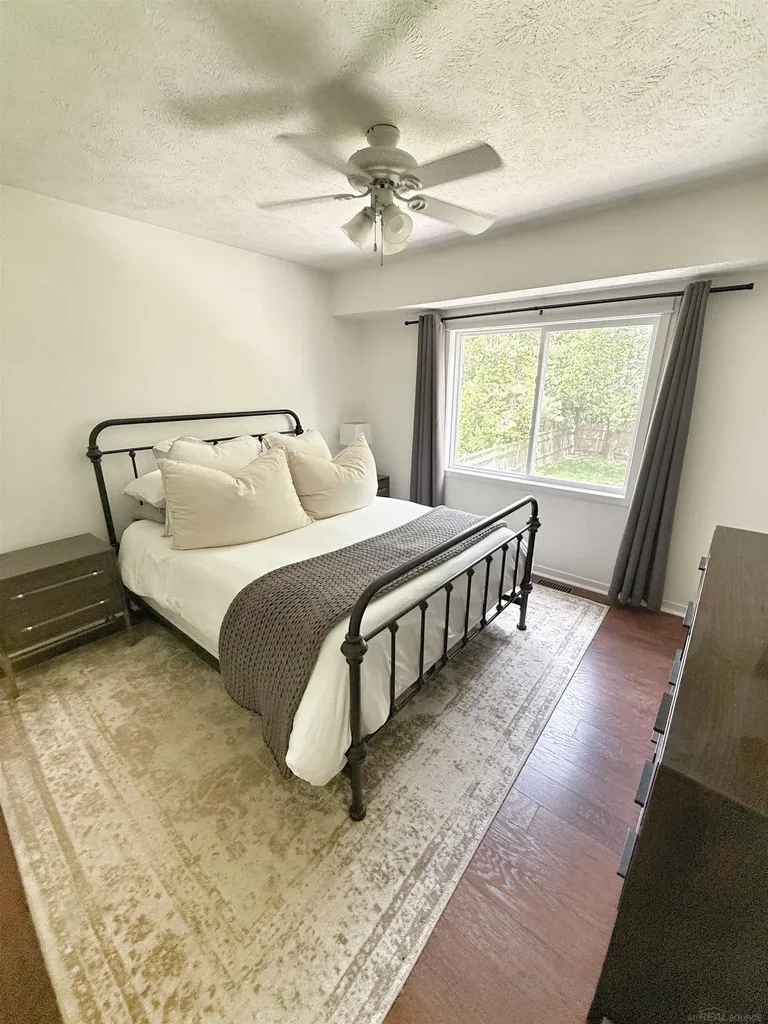 2527 Orchard View Drive Grand Rapids City MI 49505