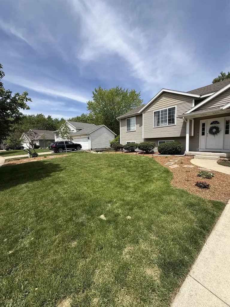 2527 Orchard View Drive Grand Rapids City MI 49505