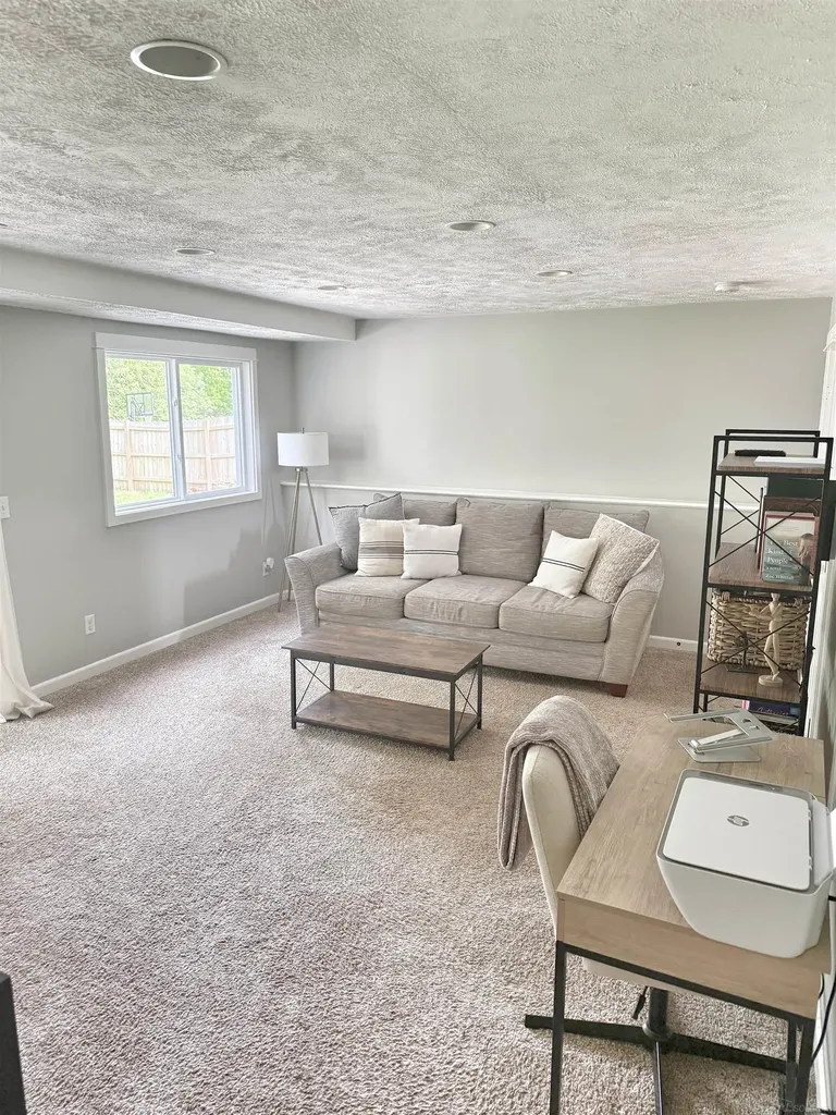 2527 Orchard View Drive Grand Rapids City MI 49505