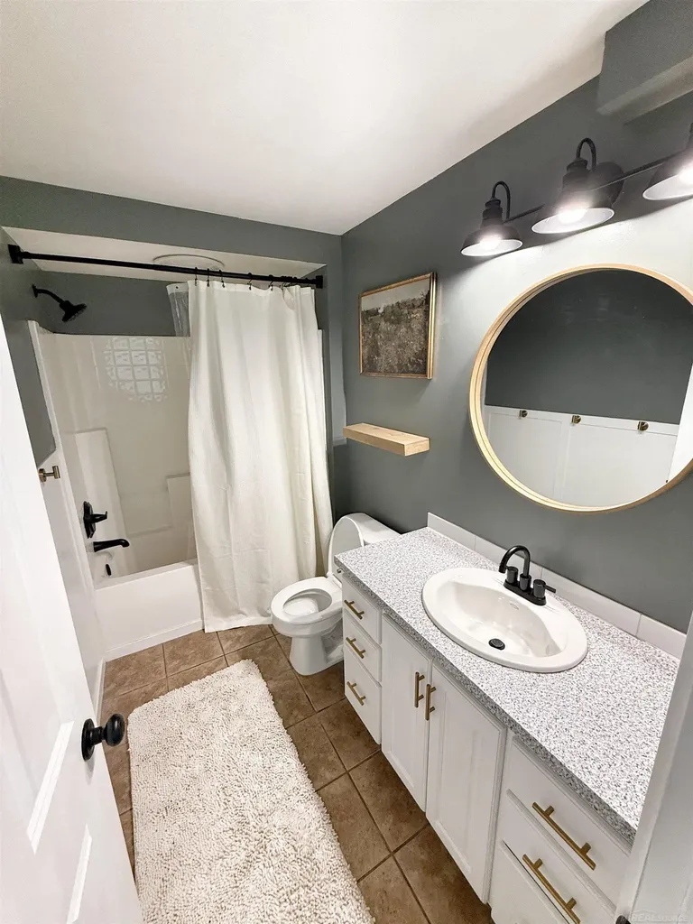 2527 Orchard View Drive Grand Rapids City MI 49505