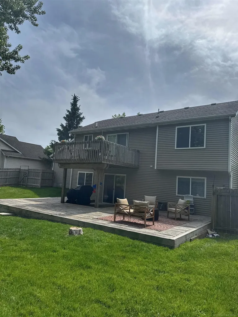 2527 Orchard View Drive Grand Rapids City MI 49505