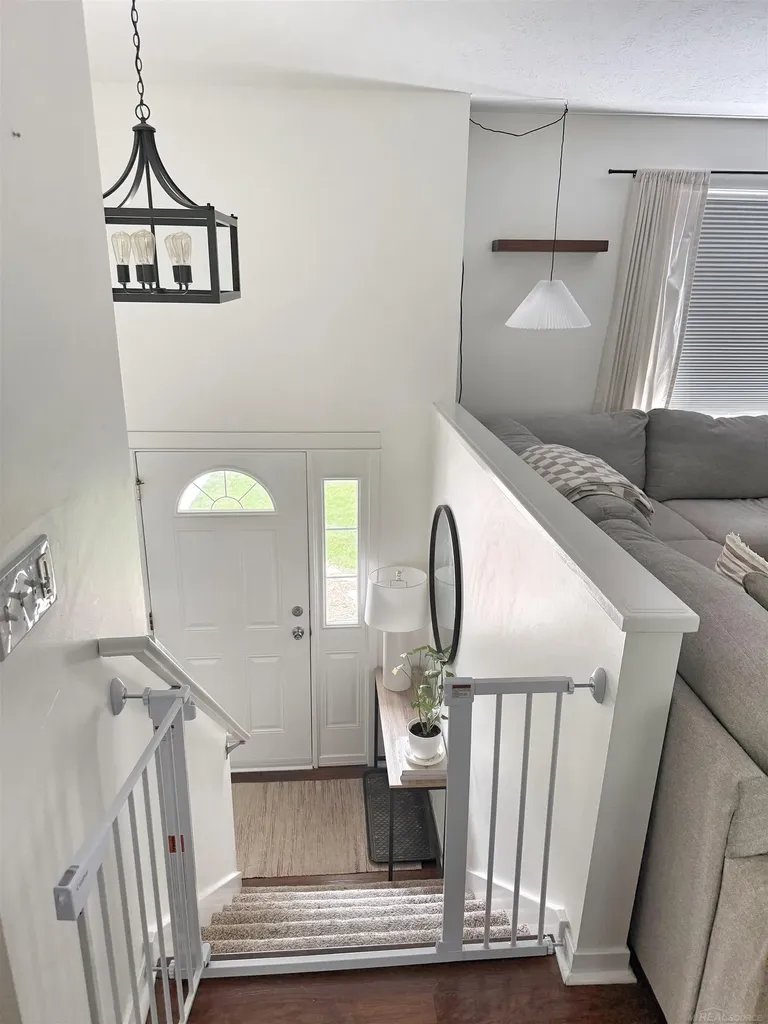 2527 Orchard View Drive Grand Rapids City MI 49505