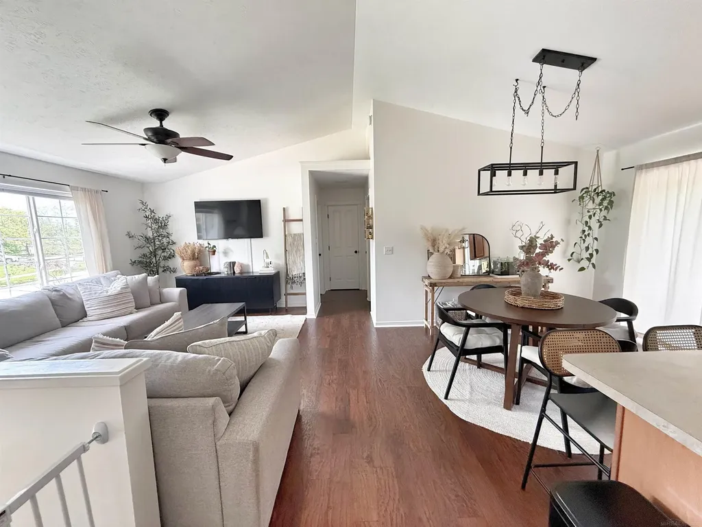 2527 Orchard View Drive Grand Rapids City MI 49505