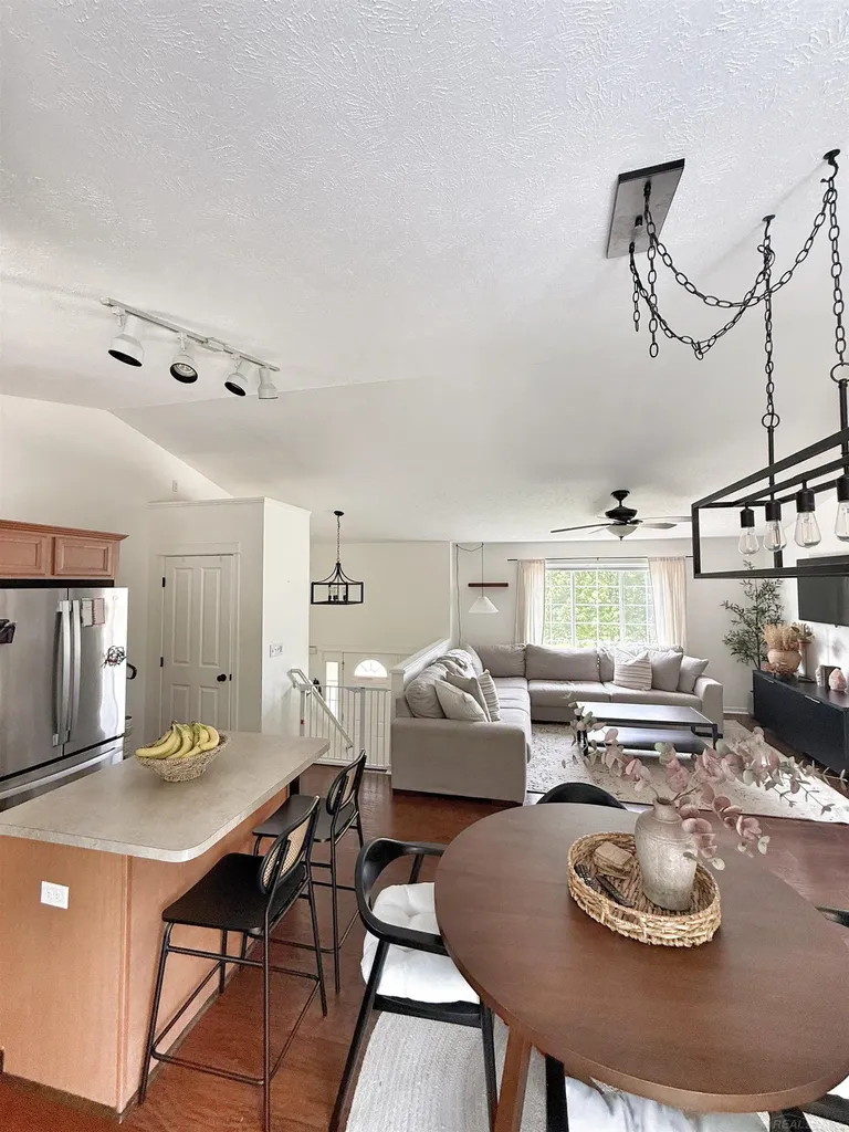 2527 Orchard View Drive Grand Rapids City MI 49505