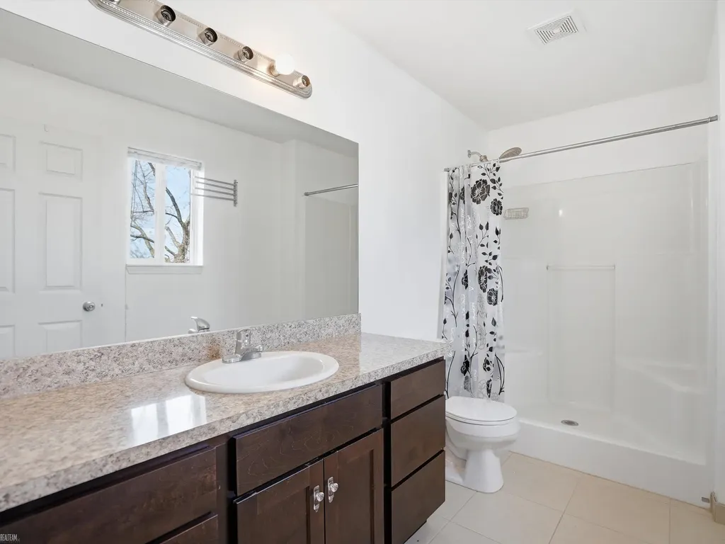 506 W Woodside Avenue Madison Heights City MI 48071
