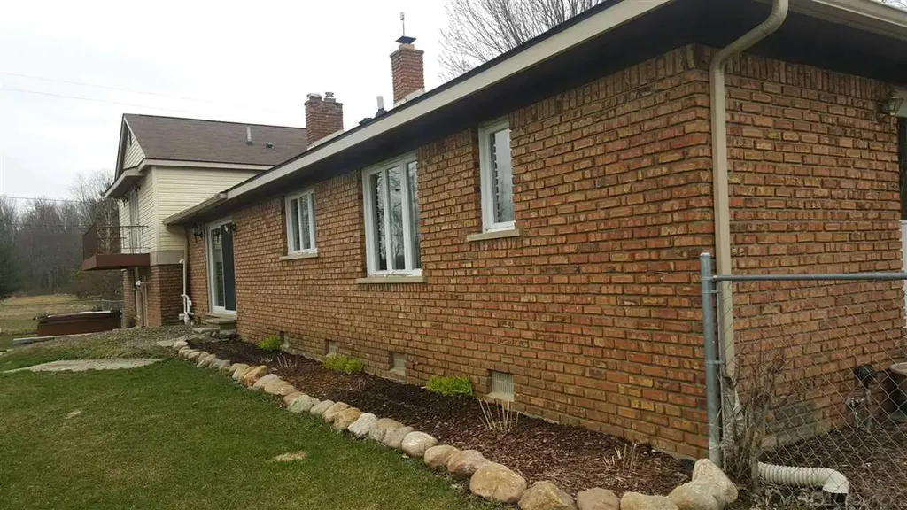 13775 Mesmer Road Berlin Township MI 48002