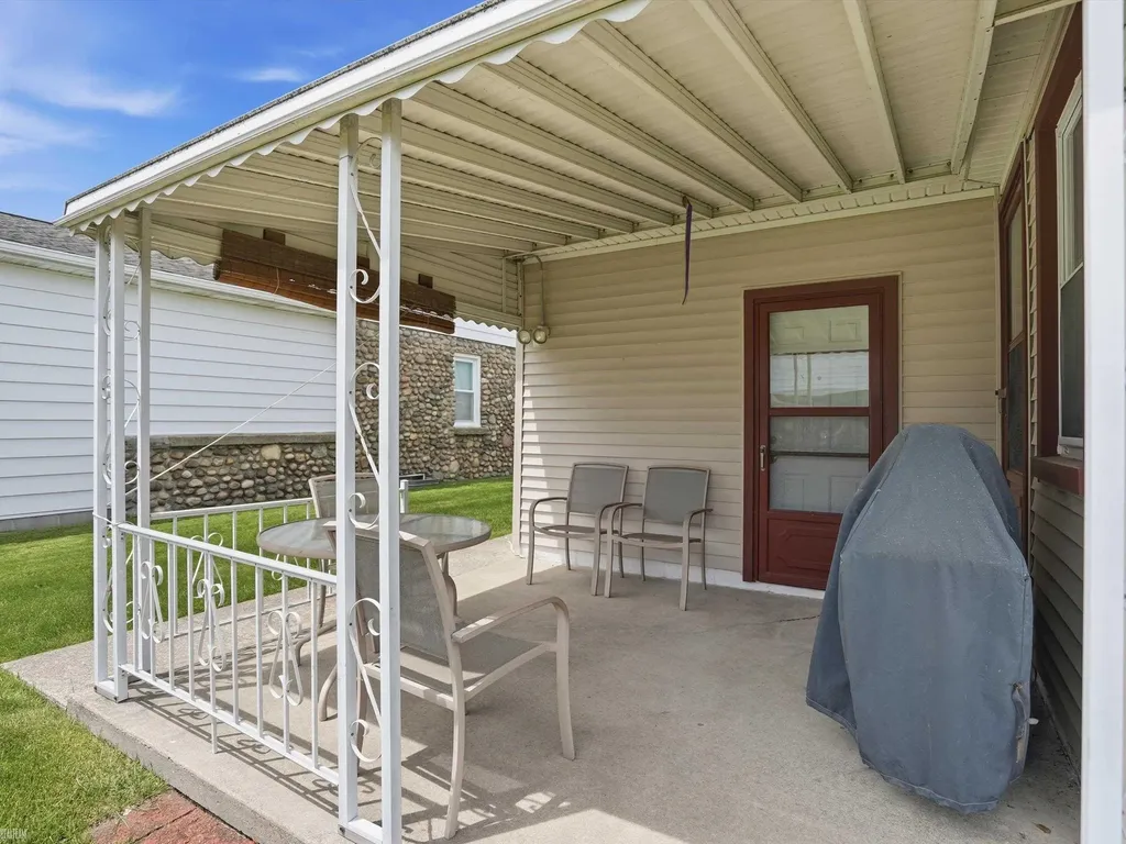 7589 Colony Drive Clay Township MI 48001