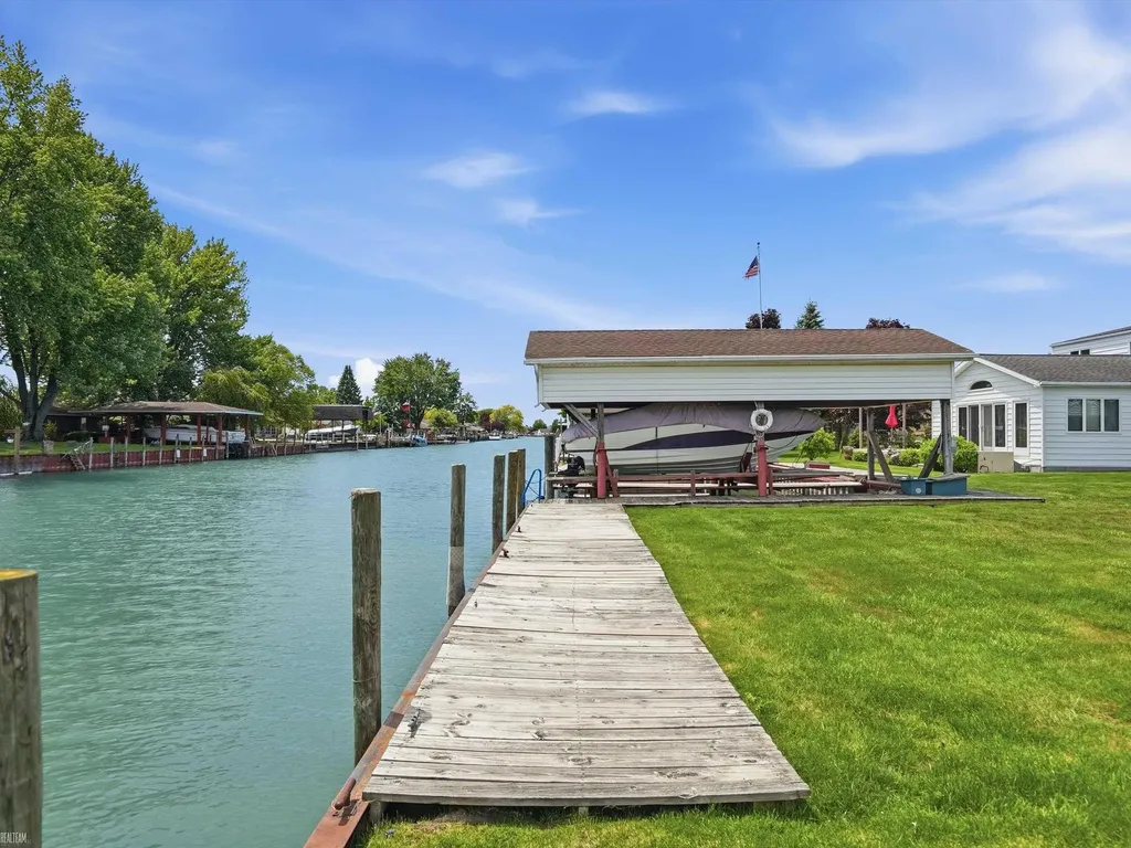 7589 Colony Drive Clay Township MI 48001