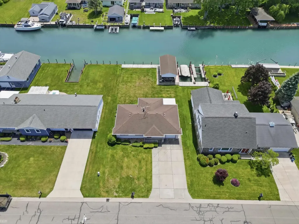 7589 Colony Drive Clay Township MI 48001