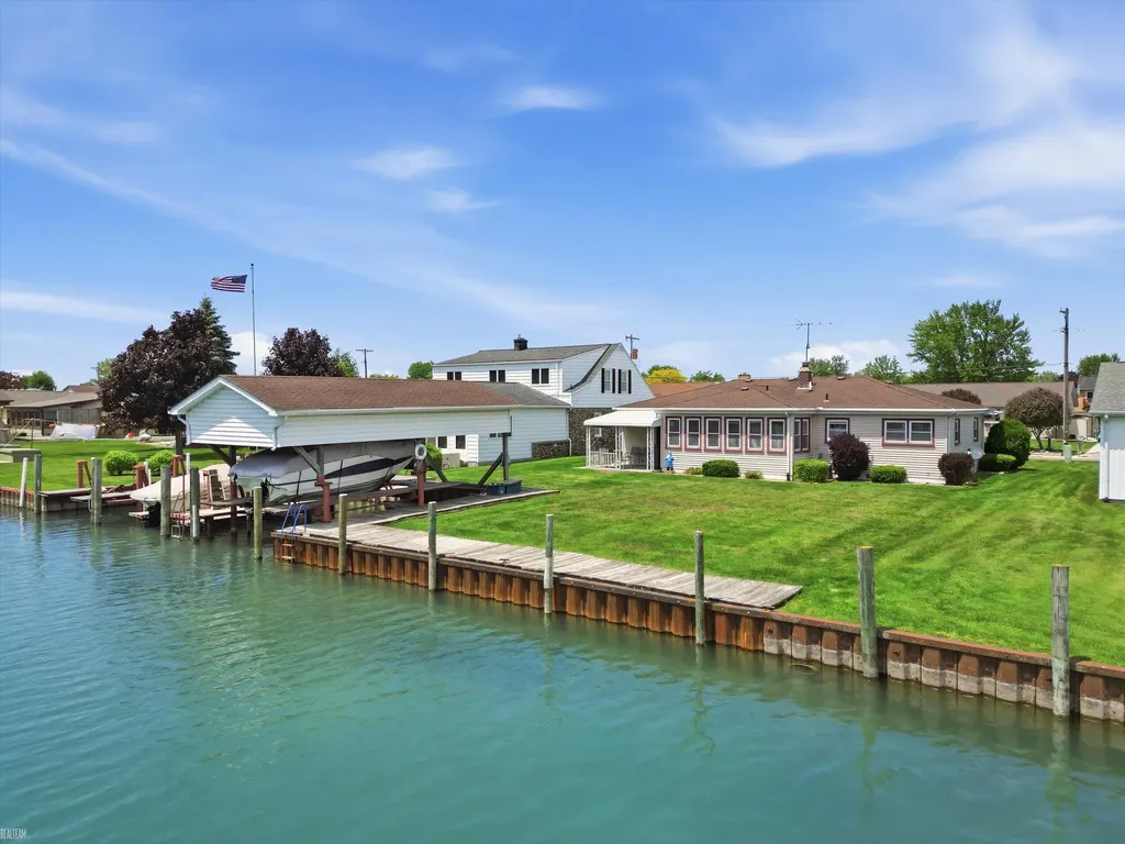 7589 Colony Drive Clay Township MI 48001