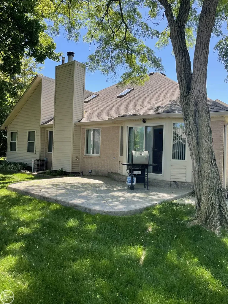23945 Settlers Drive Macomb Township MI 48042