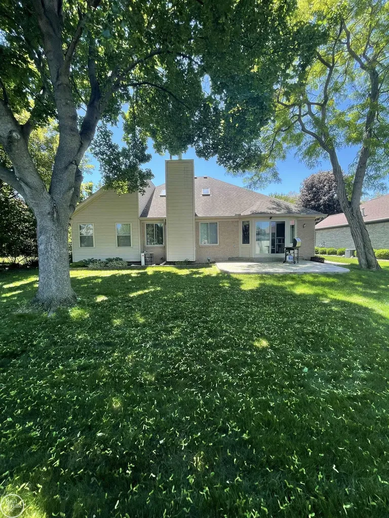 23945 Settlers Drive Macomb Township MI 48042