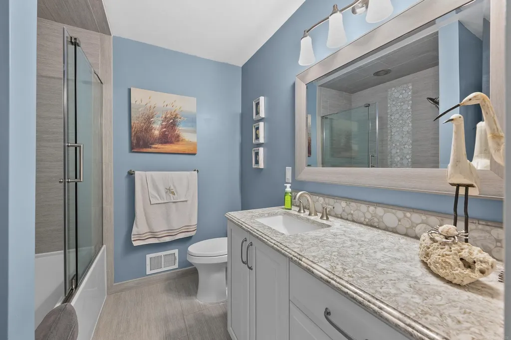 10690 Oxbow Heights Drive White Lake Charter Township MI 48386