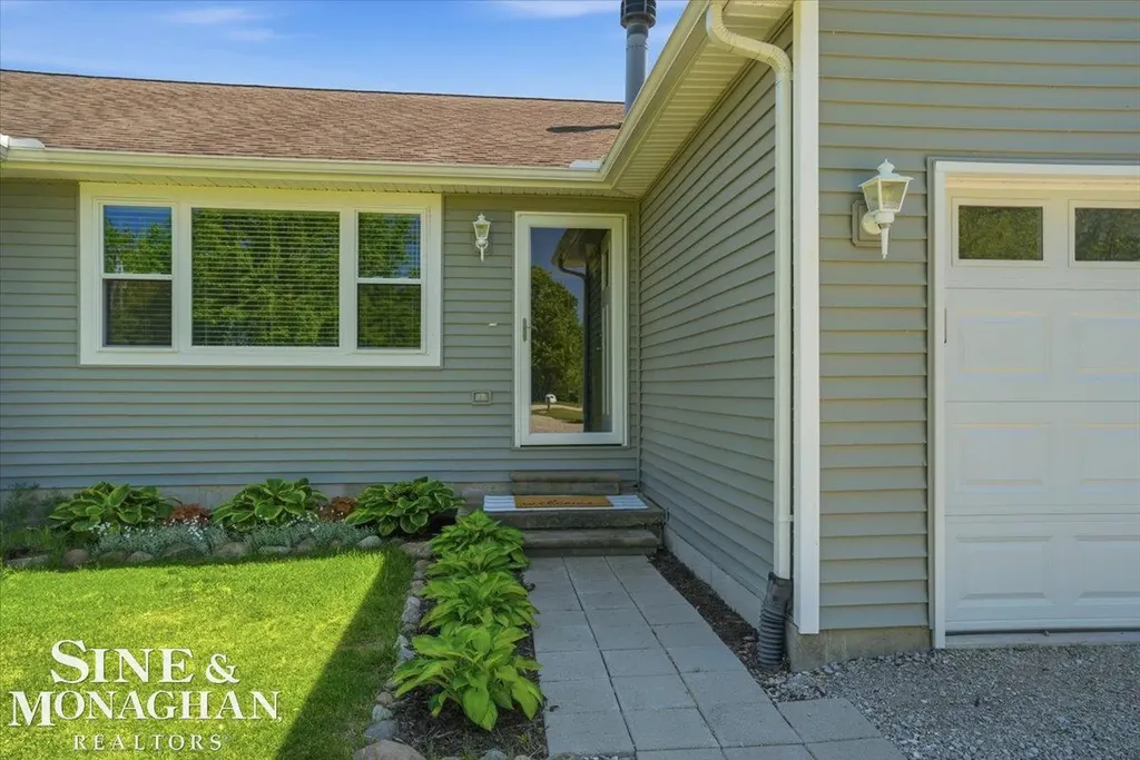 9201 Lambs Road Wales Township MI 48027