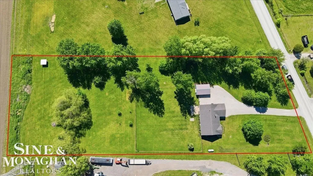 9201 Lambs Road Wales Township MI 48027