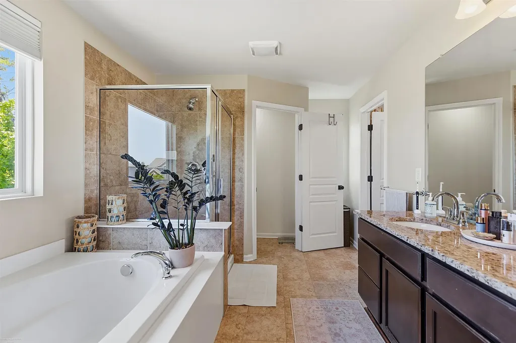 49410 Camarosa Lane Macomb Township MI 48044