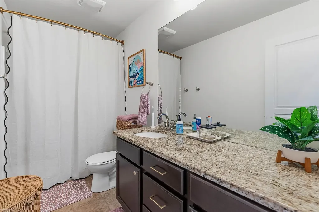 49410 Camarosa Lane Macomb Township MI 48044
