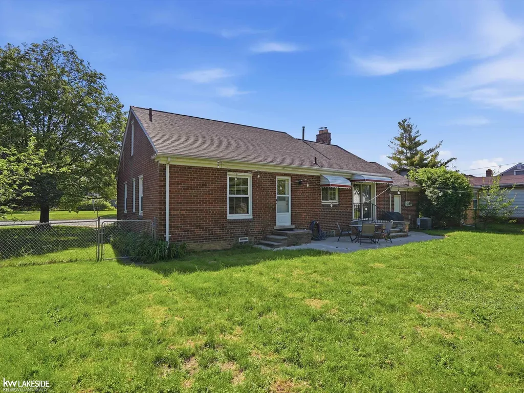 131 N Campbell Road Royal Oak City MI 48067