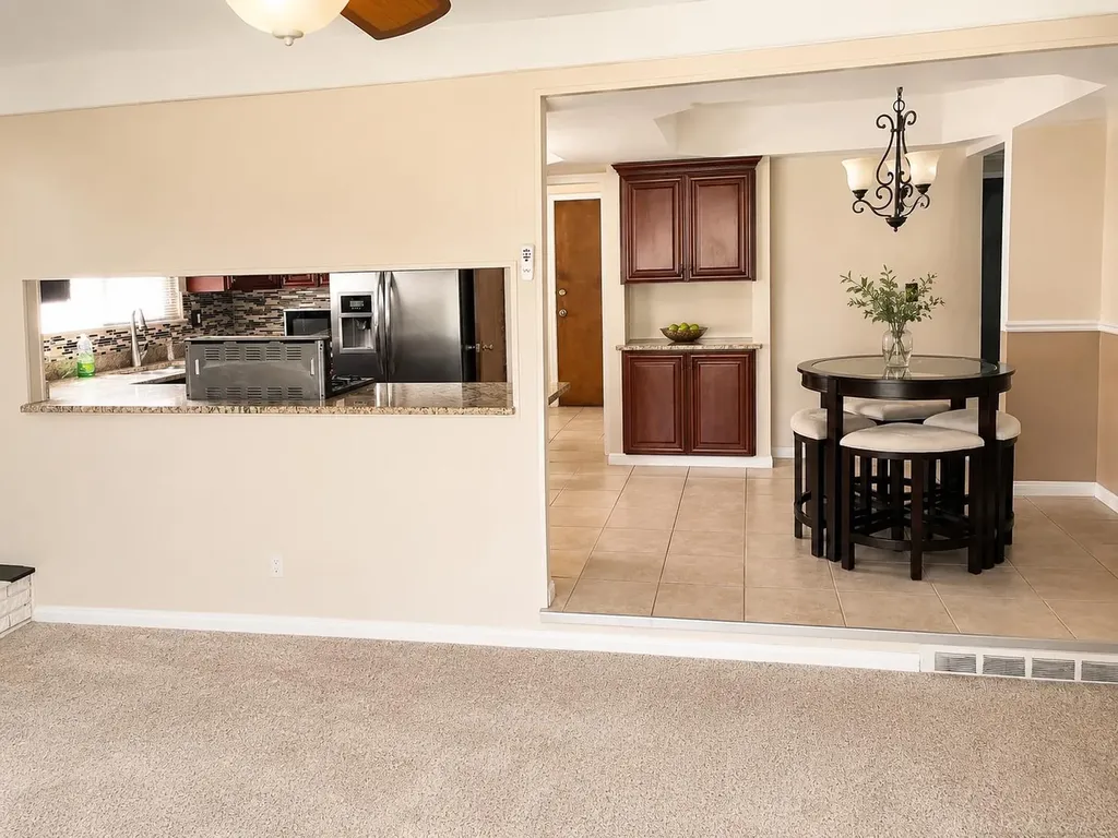 27344 Michele Street Dearborn Heights City MI 48127