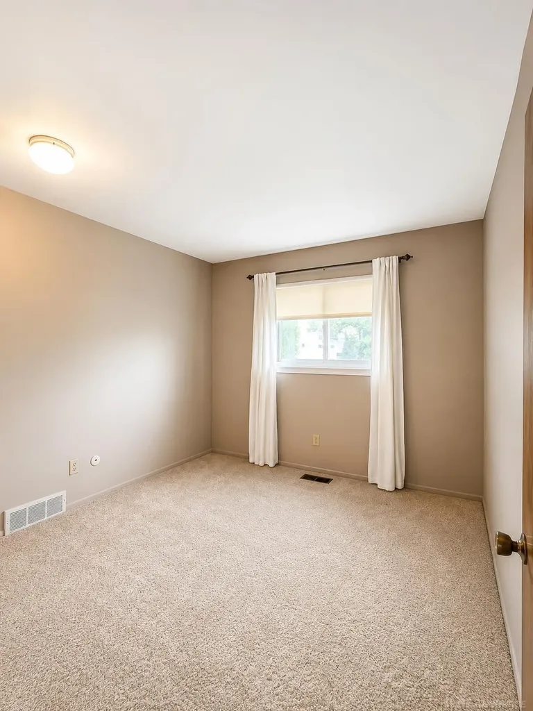 27344 Michele Street Dearborn Heights City MI 48127