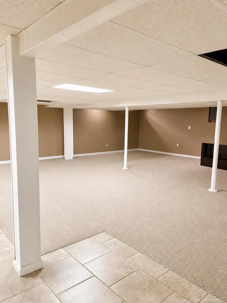 27344 Michele Street Dearborn Heights City MI 48127