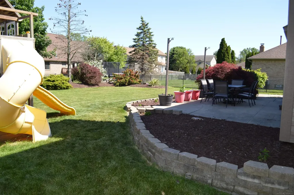 47172 Morning Dove Drive Macomb Township MI 48044