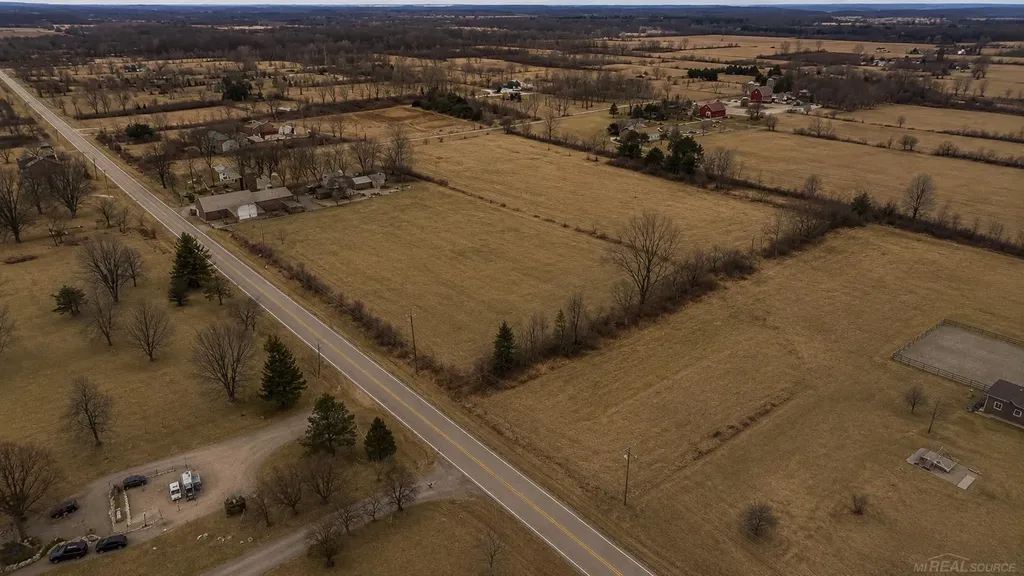 00 Mckinley Road China Township MI 48054