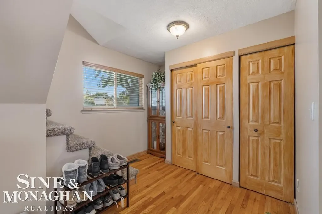 22929 Clairwood Street St. Clair Shores City MI 48080