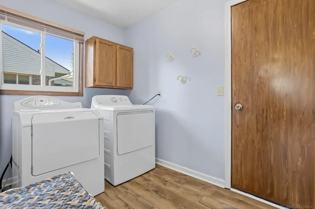 46346 Hollowoode Lane Macomb Township MI 48044