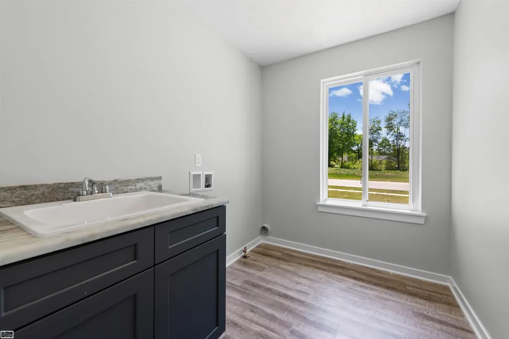 3702 N Athanasia Way Fort Gratiot Charter Township MI 48059