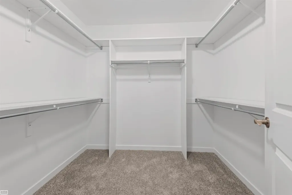 3702 N Athanasia Way Fort Gratiot Charter Township MI 48059