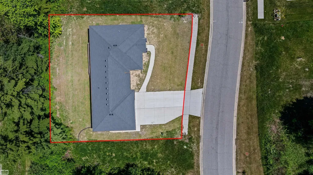 3702 N Athanasia Way Fort Gratiot Charter Township MI 48059