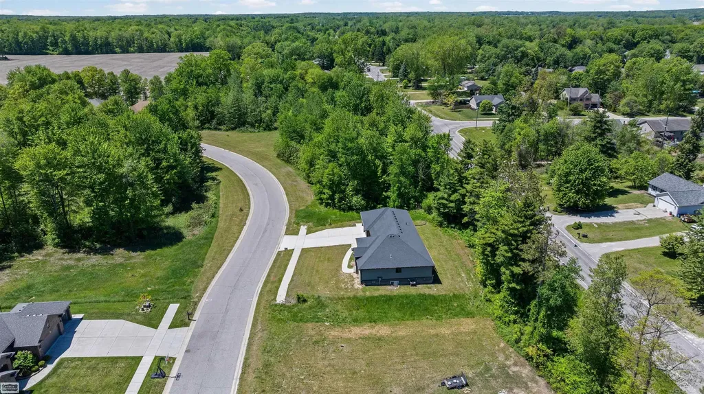 3702 N Athanasia Way Fort Gratiot Charter Township MI 48059