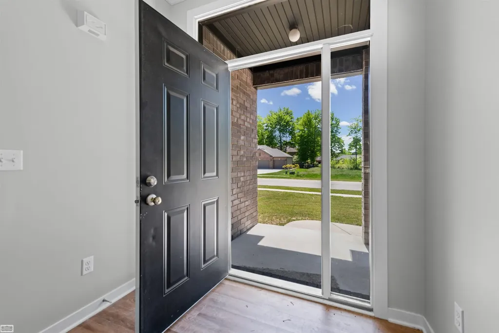 3702 N Athanasia Way Fort Gratiot Charter Township MI 48059