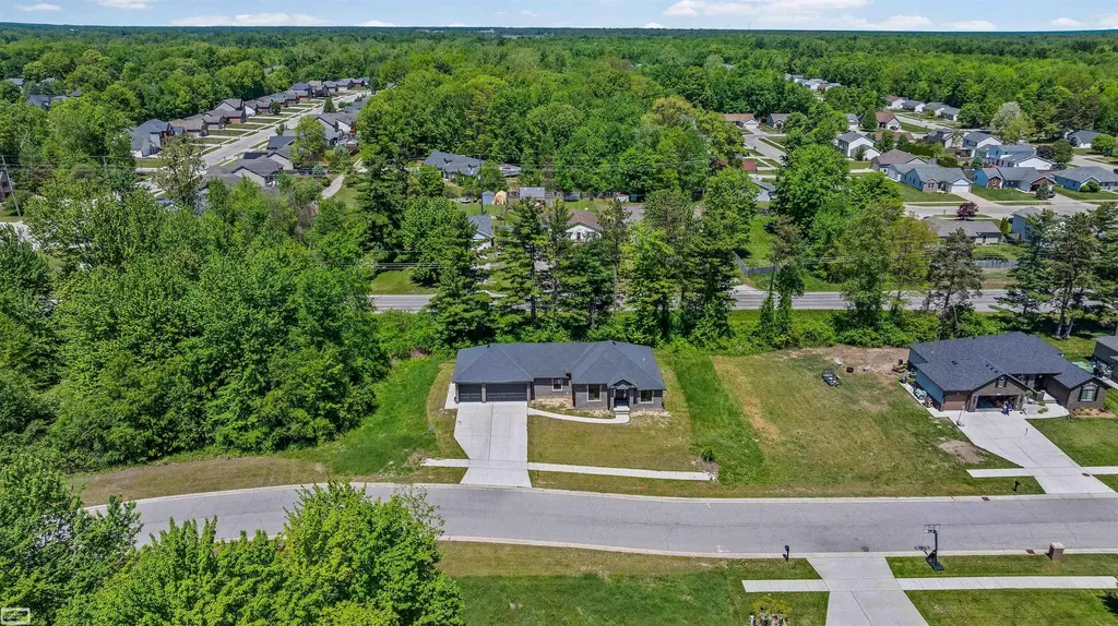3702 N Athanasia Way Fort Gratiot Charter Township MI 48059
