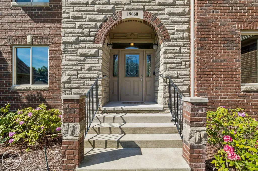 19060 Bedford Drive Clinton Charter Township MI 48038