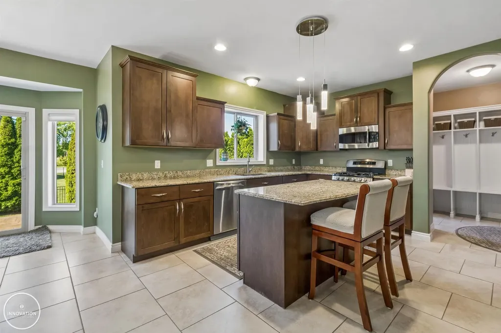 19060 Bedford Drive Clinton Charter Township MI 48038