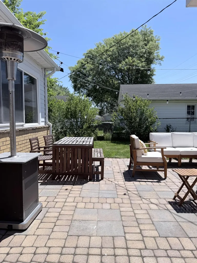 21640 Mauer Street St. Clair Shores City MI 48080