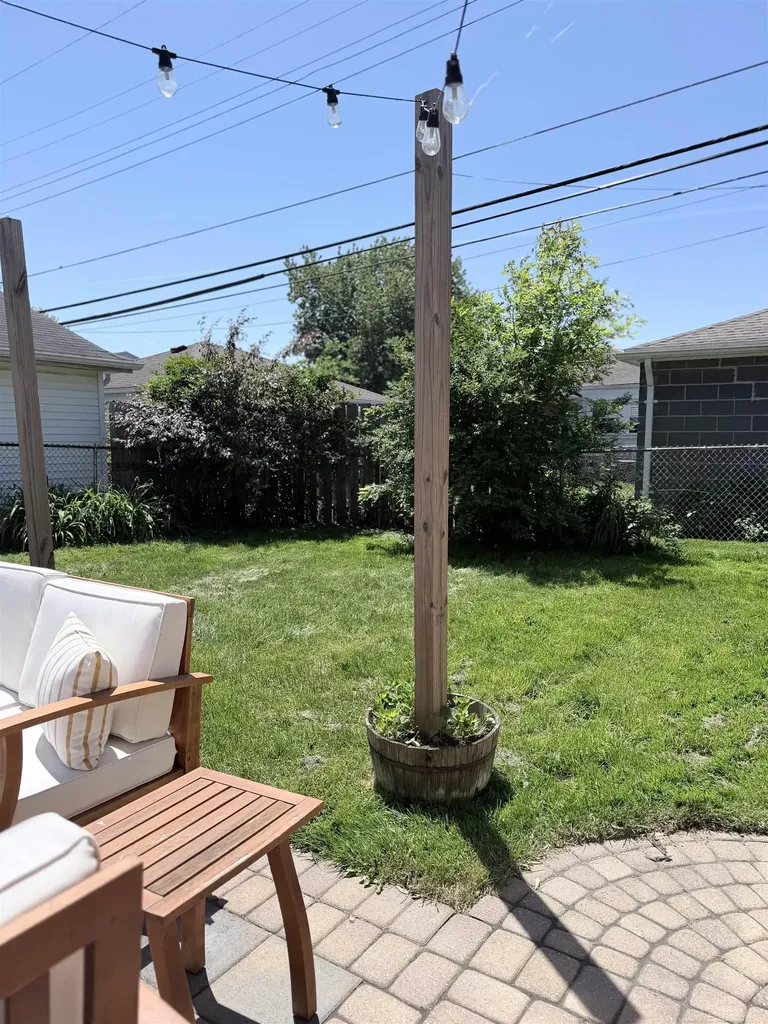21640 Mauer Street St. Clair Shores City MI 48080