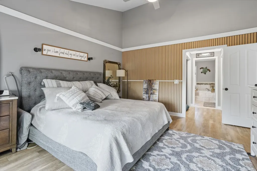 565 Lakes Edge Drive Oxford Village MI 48371