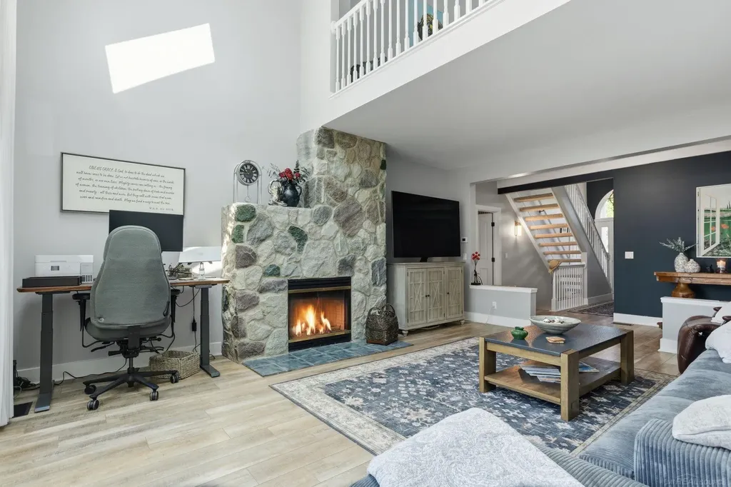 565 Lakes Edge Drive Oxford Village MI 48371